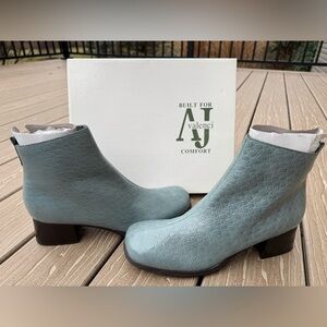 Aj Valenci Women's Textured Light Blue Ankle Boots - 2” heel; Size 10M